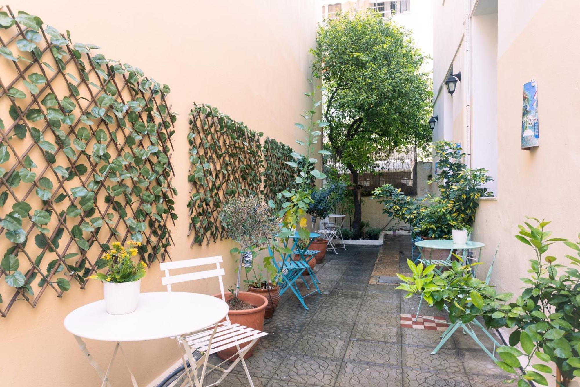 Alegria Simple Economy Rooms Athena Bagian luar foto