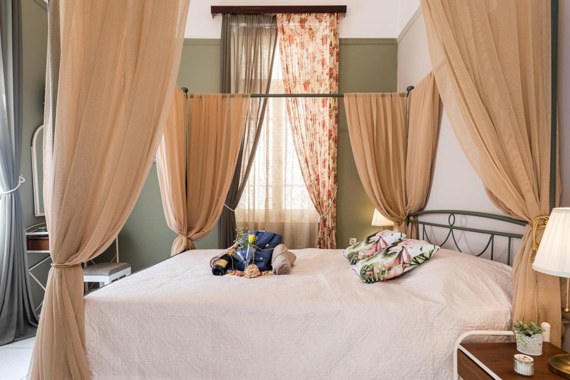 Alegria Simple Economy Rooms Athena Bagian luar foto